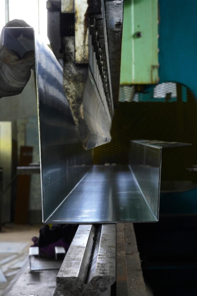 How Electric Press Brakes Drive Efficient Fabrication