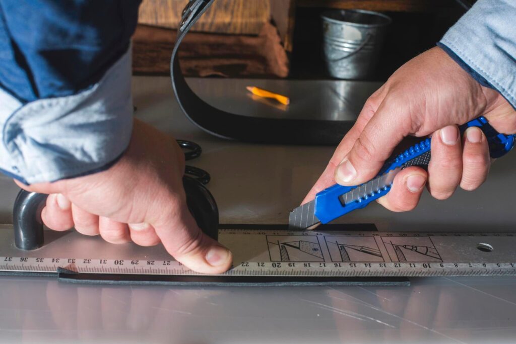 How to Choose the Right Press Brake for Sheet Metal